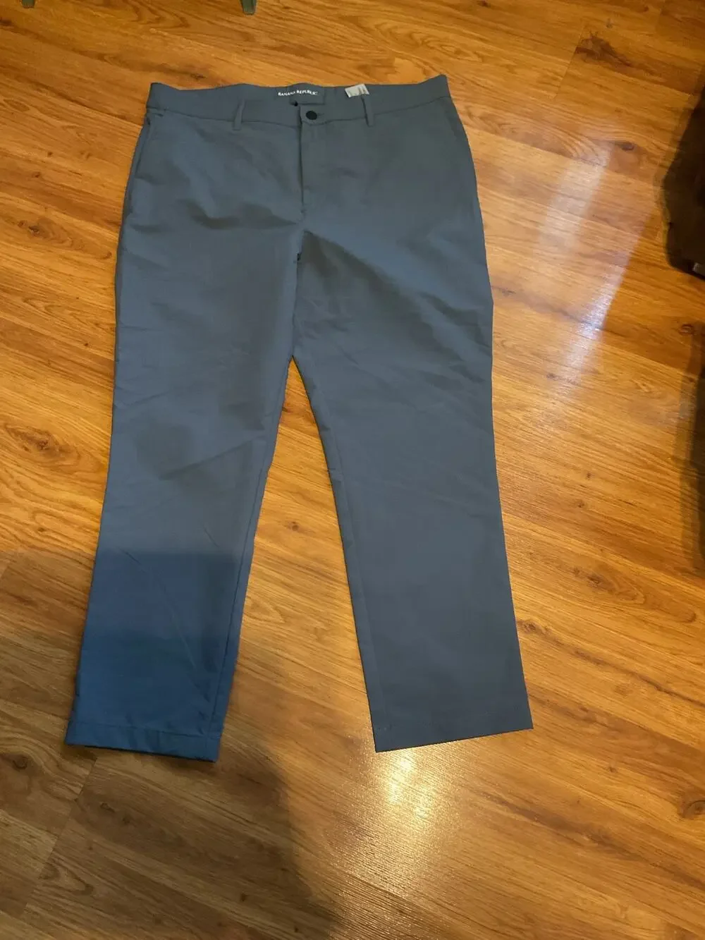 Banana Republic Slate Blue Men’s Performance Pants Size 38x29 EUC